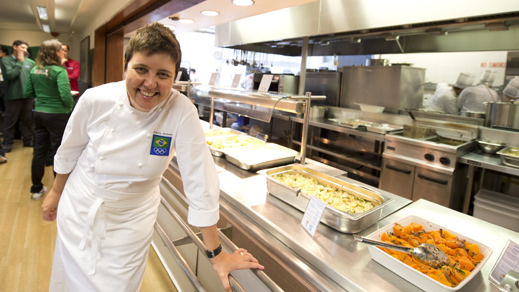 Roberta Sudbrack, chef de cozinha, responsável pela alimentação da equipe olímpica brasileira, no Crystal Palace National Sports Centre, onde será a base de treinamentos para os Jogos de Londres
