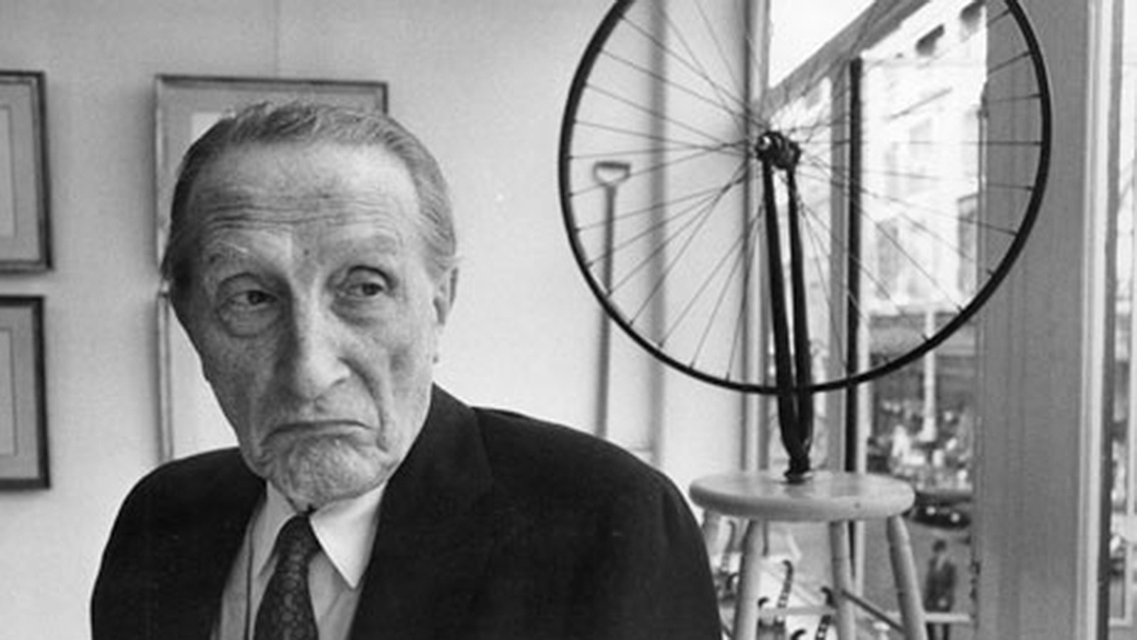 O artista francês, Marcel Duchamp, em 1968