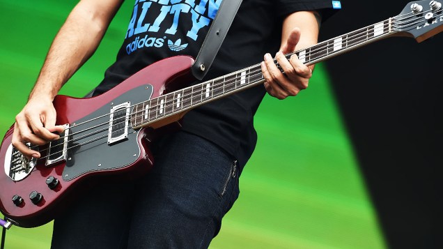 A banda Far From Alaska se apresenta, durante o segundo dia do Festival Lollapalooza 2015, no Autódromo de Interlagos, em São Paulo