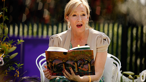A escritora britânica J. K. Rowling, autora da série 'Harry Potter'