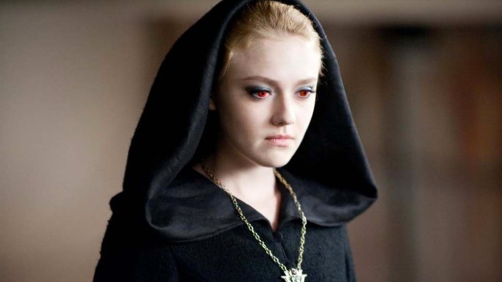 Dakota Fanning no papel de Jane Volturi nos filmes da saga Crepúsculo