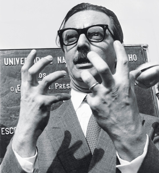 17 de julho de 1961 - Jânio discursa em inauguração da Escola de Metalurgia, em Volta Redonda, no Rio de Janeiro