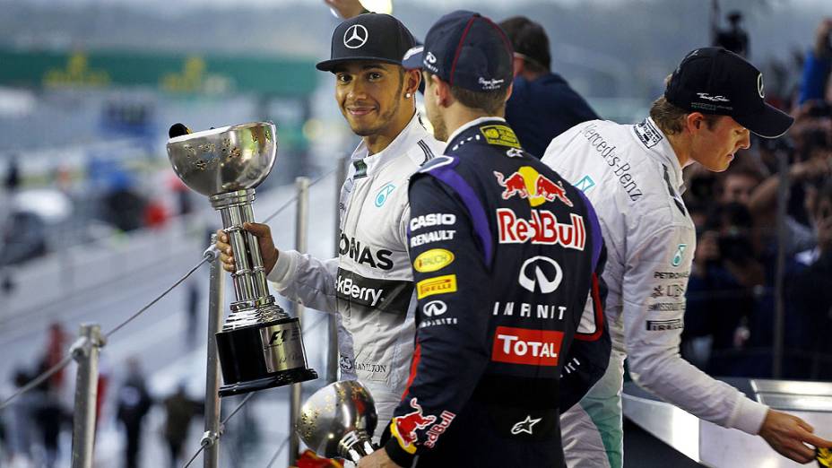 Lewis Hamilton venceu o agitado GP do Japão em Suzuka