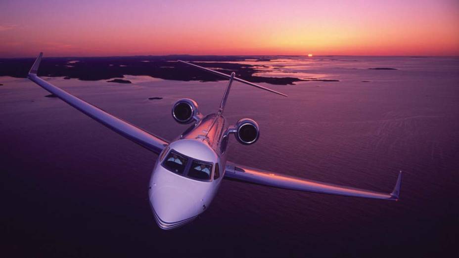 Gulfstream G550 - Um dos primeiros aviões adquiridos pelo empresário Eike Batista, comporta até oito pessoas