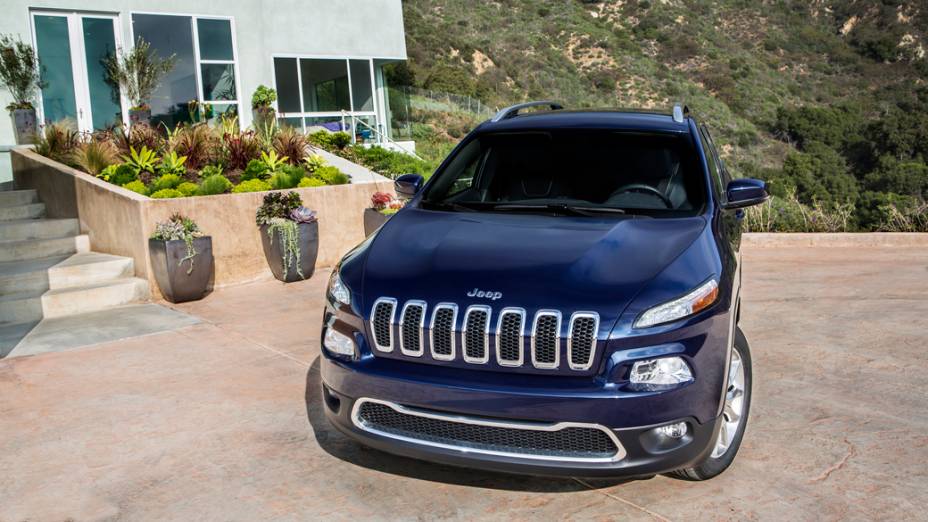 Jeep Cherokee 2014 chega ao mercado americano depois de julho