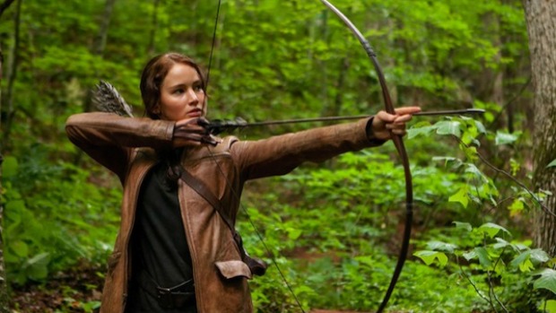 Jennifer Lawrence em cena de 'Jogos Vorazes' como Katniss Everdeen