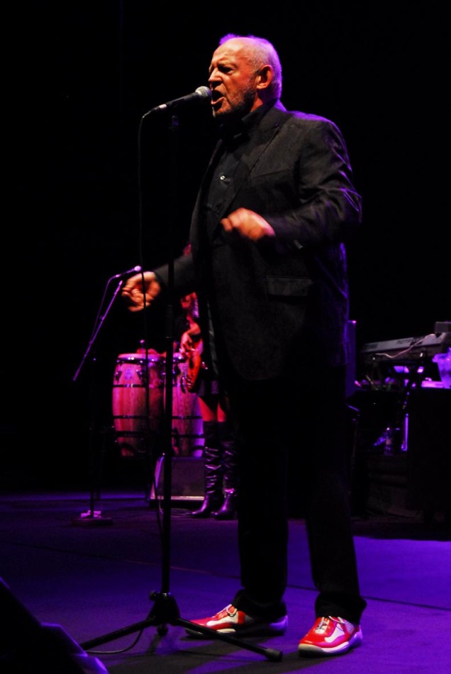 Joe Cocker em show na Via Funchal, em São Paulo