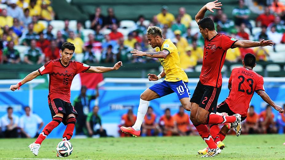 O duro empate entre Brasil e México, no Castelão, em Fortaleza, na segunda rodada da fase de grupos da Copa do Mundo