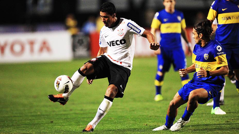 Lance da partida entre Corinthians e Boca Juniors