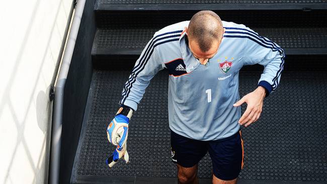 O goleiro Diego Cavalieri antes da partida entre São Paulo e Fluminense, no estádio do Morumbi