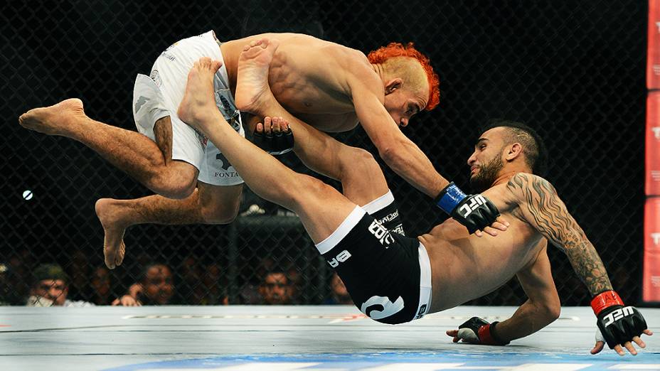 O brasileiro John Lineker venceu José Maria no UFC Rio 4, em agosto de 2013