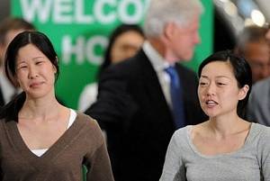 As jornalistas chegam aos EUA com Clinton