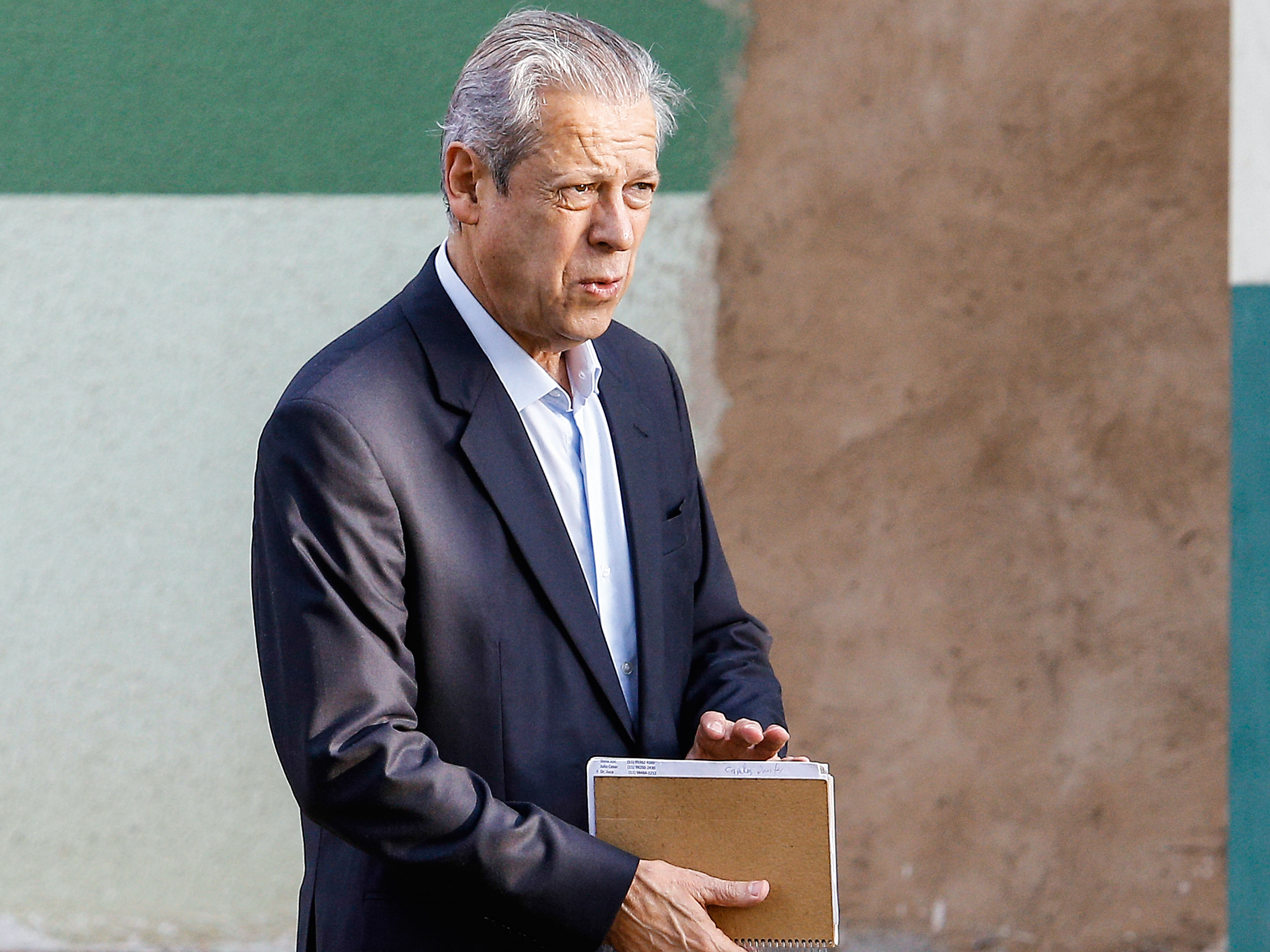 Justiça nega pedido de viagem de Dirceu no Dia dos Pais