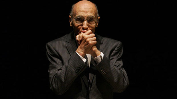 O escritor José Saramago morreu aos 88 anos, mas ainda deixou texto inédito para ser publicado