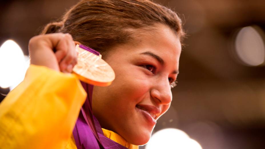 A judoca Sarah Menezes ganhou a primeira medalha de ouro do Brasil na Olimpíada, em 28/07/2012