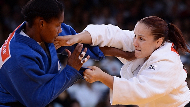 Partidipação da judoca Maria Portela (à dir.) em Londres terminou de forma precoce