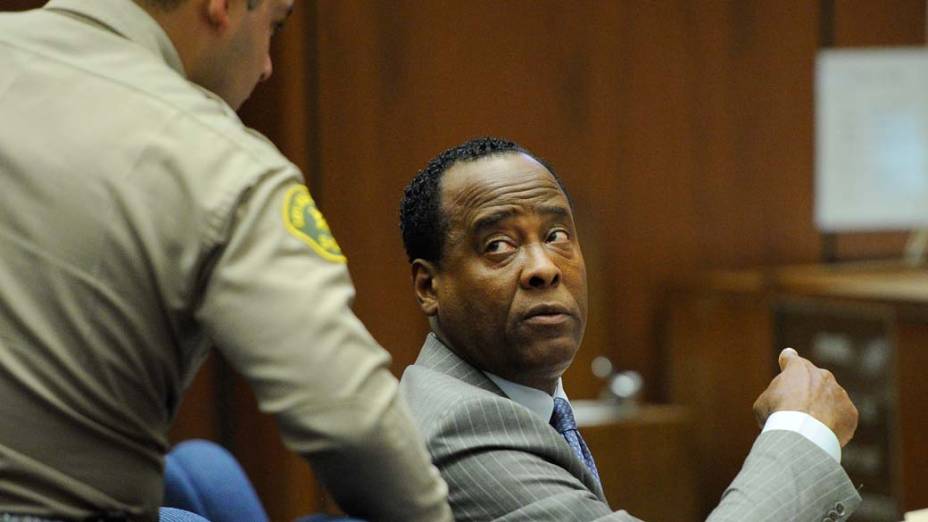 O julgamento do médico Conrad Murray pela morte de Michael Jackson, em Los Angeles, em 01/11/2011