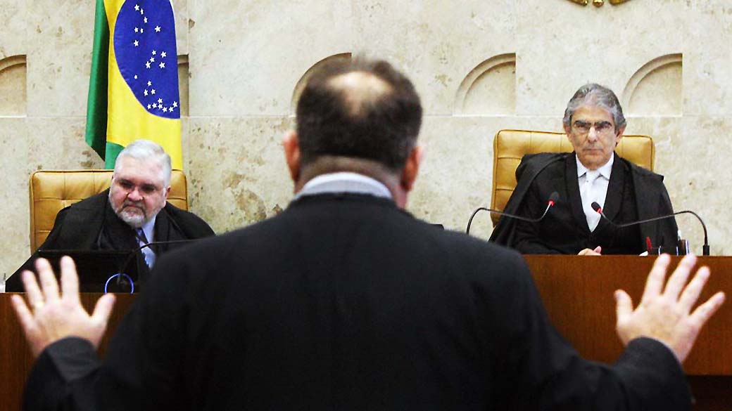 Ministros durante o nono dia do julgamento do mensalão