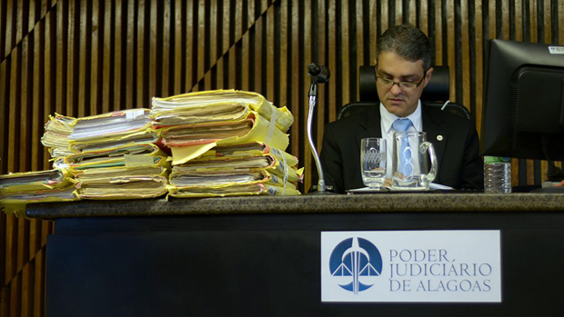 Juiz Maurício Brêda, momentos antes do início do júri