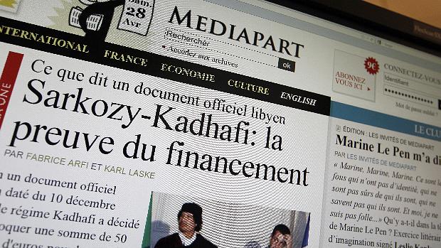 Kadafi teria enviado 50 milhões de euros para campanha de Sarkozy em 2007, segundo o jornal digital 'Mediapart