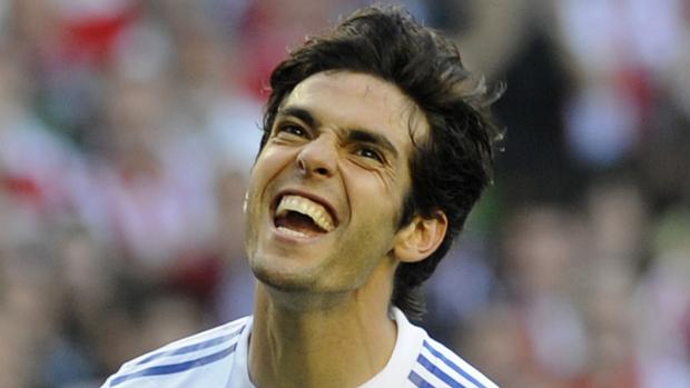 Kaká comemora gol contra o Athletic Bilbao