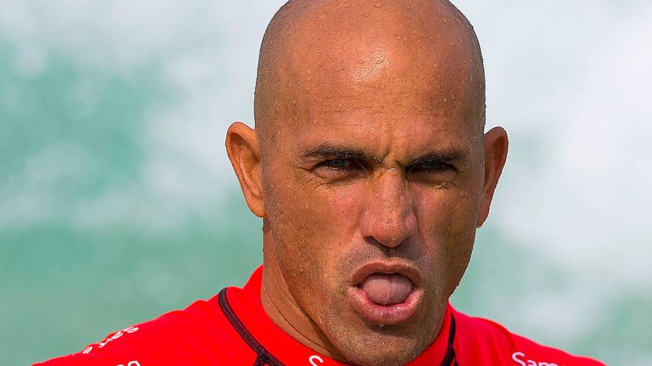 O americano Kelly Slater durante bateria do Billabong Rio Pro, na Barra da Tijuca, no Rio de Janeiro