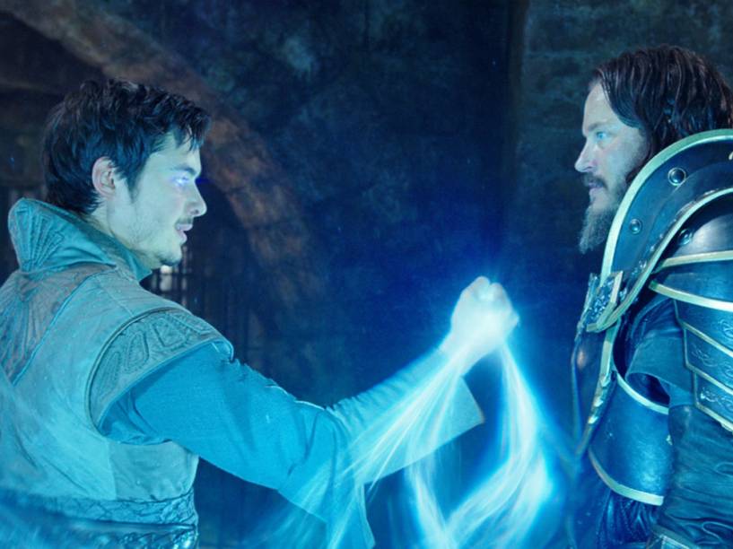 Khadgar (Ben Schnetzer) e Lothar (Travis Fimmel) no filme Warcraft<br><br>Travis Fimmel ...<br>Anduin <br><br>