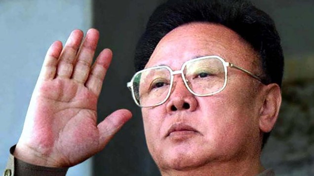 Kim Jong-Il durante as comemorações do 60º aniversário do partido comunista, Coreia do Norte, outubro de 2005