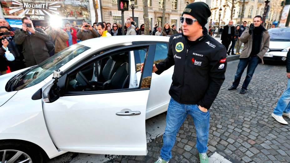 O finlandês Raikkonen, da Lotus: aos 33 anos, despertando interesse de outras equipes
