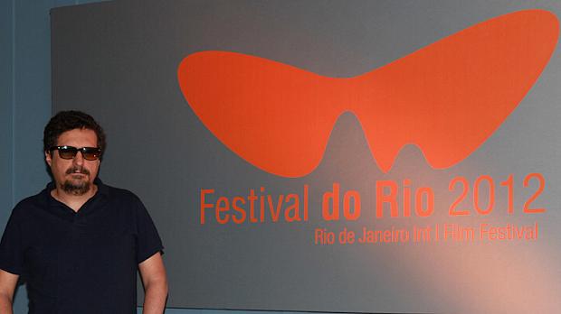 Kleber Mendonça Filho, diretor de 'O Som ao Redor', eleito melhor filme de ficção pelo júri do Festival do Rio 2012