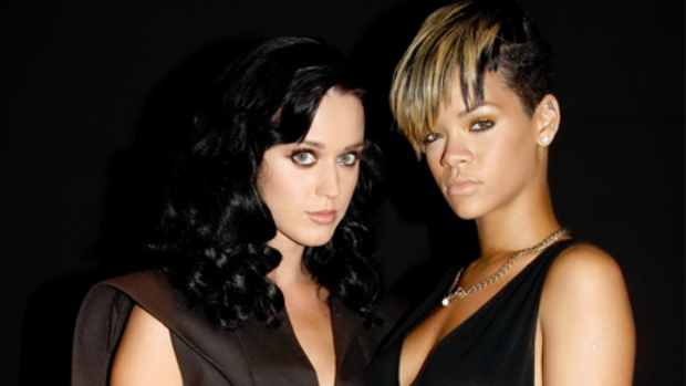 Cantoras Katy Perry e Rihanna