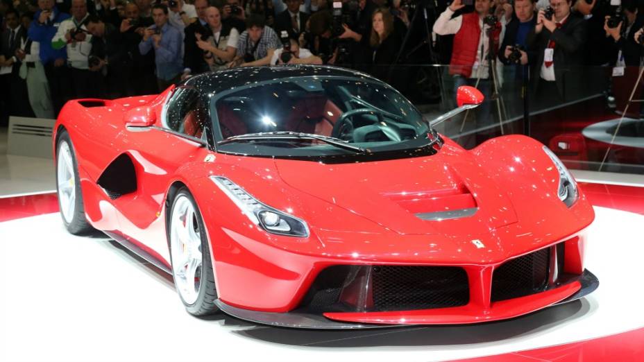 A nova LaFerrari em exposição no Salão de Genebra