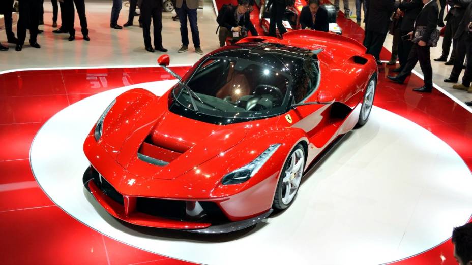 A nova LaFerrari em exposição no Salão de Genebra