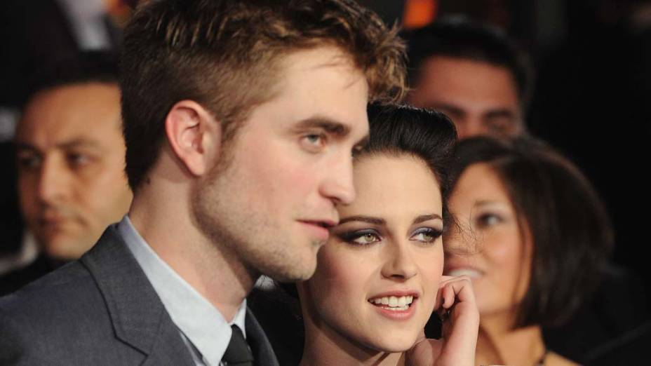 Robert Pattinson e Kristen Stewart na première do filme <em>A Saga Crepúsculo: Amanhecer - Parte 1</em>, em Los Angeles