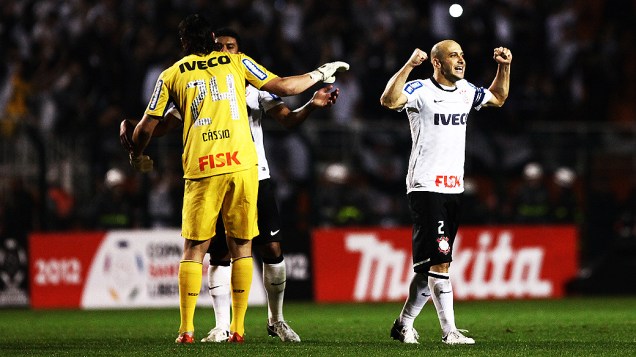 Corinthians empata com Santos e está pela 1ª vez na final da Libertadores