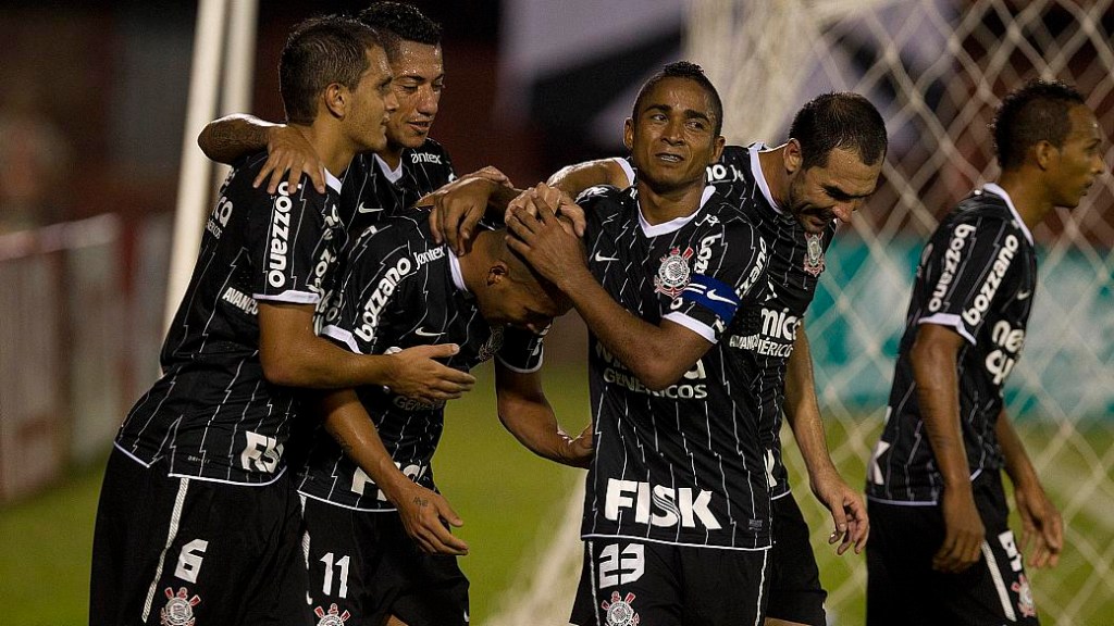 Líder do Campeonato Paulista, Corinthians deve priorizar a Libertadores