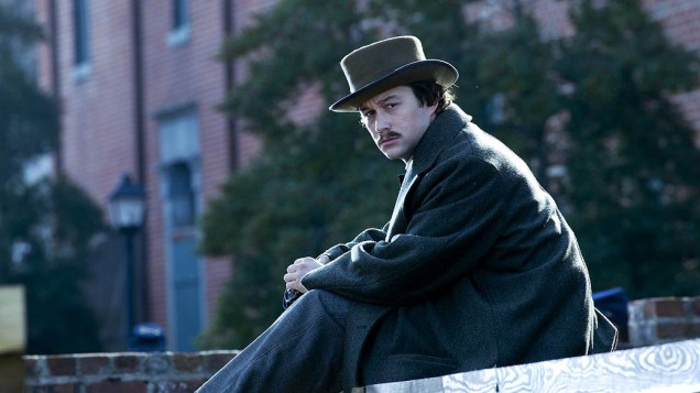 Joseph Gordon-Levitt como Robert Todd Lincoln no filme Lincoln, do diretor Steven Spielberg 