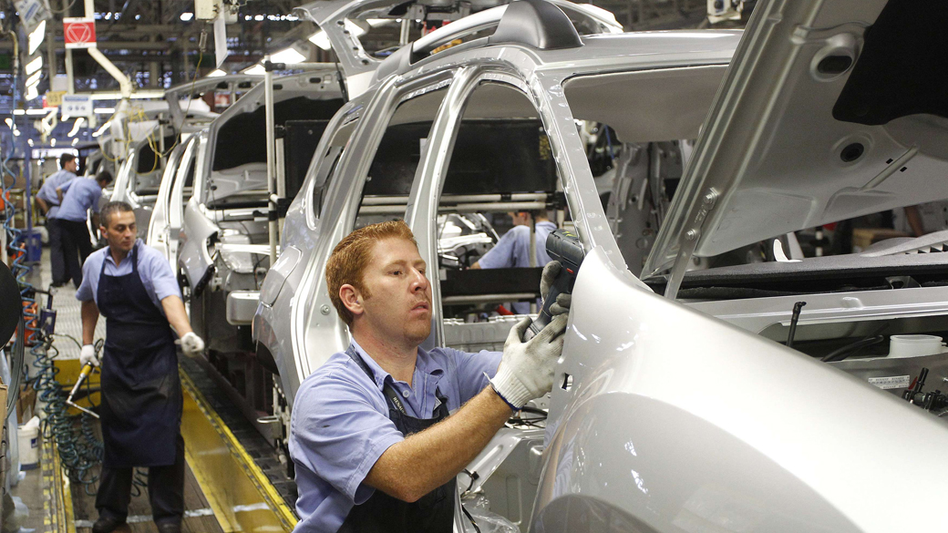 Houve queda na produção industrial no segundo trimestre do ano