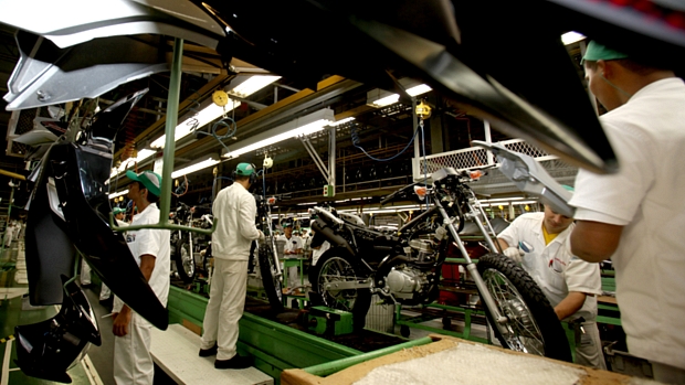Linha de produção de motos no Amazonas