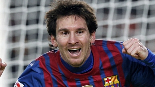 Lionel Messi comemora um dos quatro gols que marcou contra o Valencia
