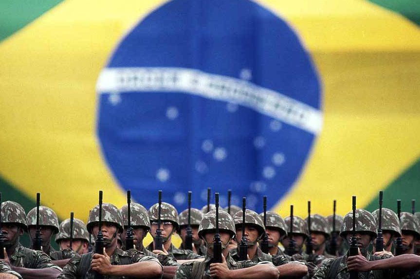 Soldados do exército brasileiro