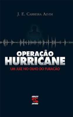 Capa do livro "Operação Hurricane" de Carreira Alvim