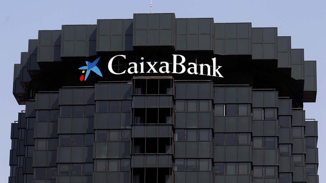 Logo do CaixaBank em Barcelona, Espanha