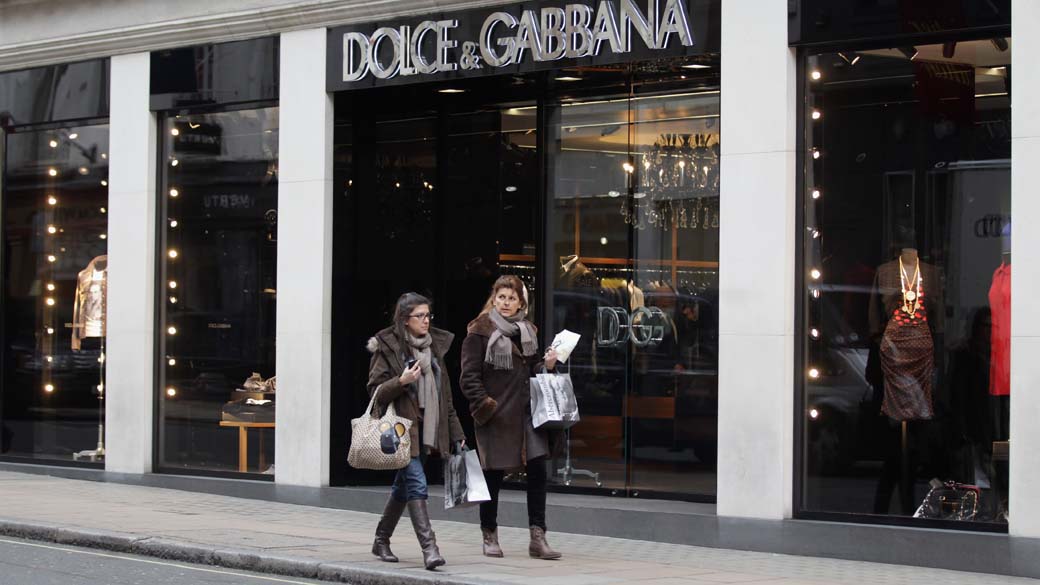 Loja da Dolce & Gabbana em Londres. Estíma-se que a evasão de impostos da empresa poderia ter chegado a 1 bilhão de euros
