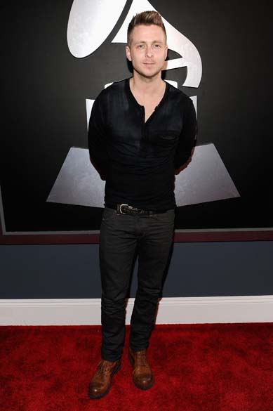 Ryan Tedder mais casual na 54ª edição do Grammy Awards, em Los Angeles, na Califórnia