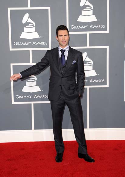 O cantor Adam Levine, da banda Maroon 5, na 54ª edição do Grammy Awards em Los Angeles, na Califórnia<br>   
