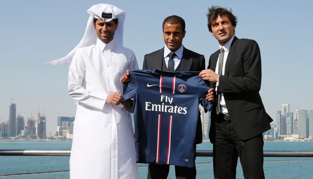 O meia-atacante Lucas foi apresentado oficialmente, como novo reforço do Paris Saint-Germain