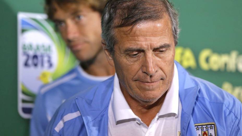 Lugano e Tabárez: respeito pelo Brasil, mas sem temer o dono da casa