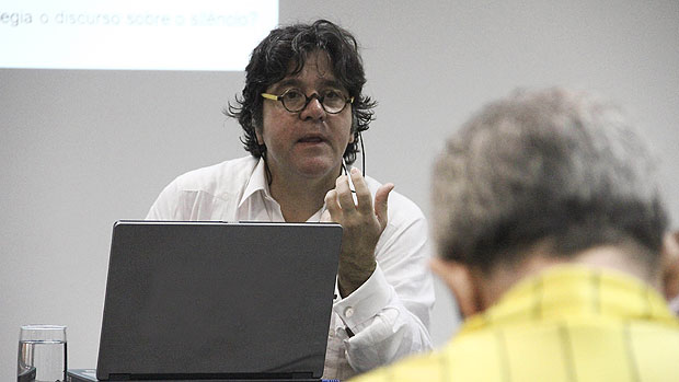 Luiz Pérez-Oramas estará à frente da Bienal de SP em 2012 (620)
