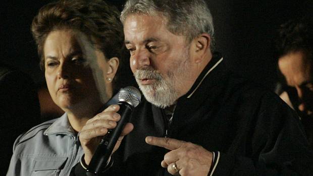 Lula subiu no palanque com Dilma várias vezes durante a campanha